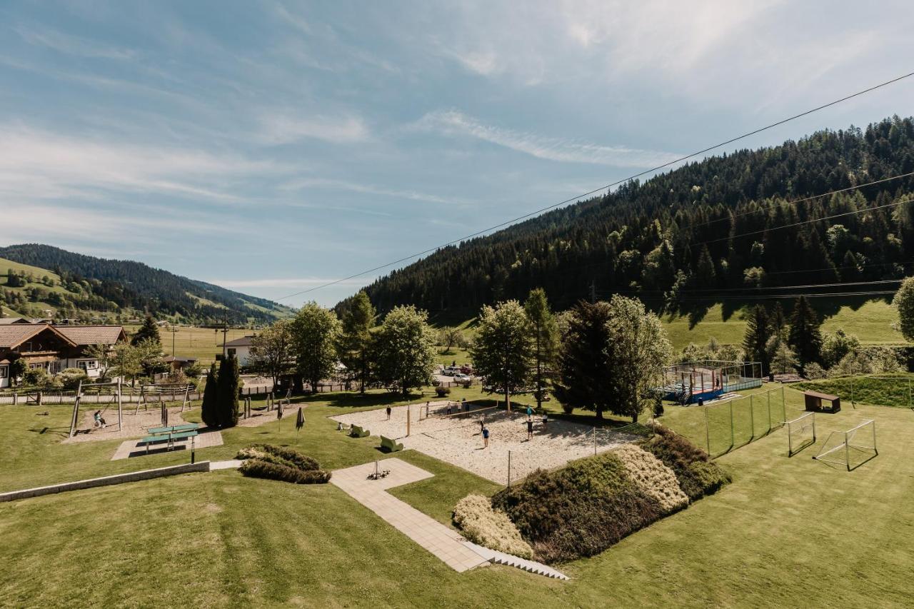 Hofgut Apartment & Lifestyle Resort Wagrain Exterior photo
